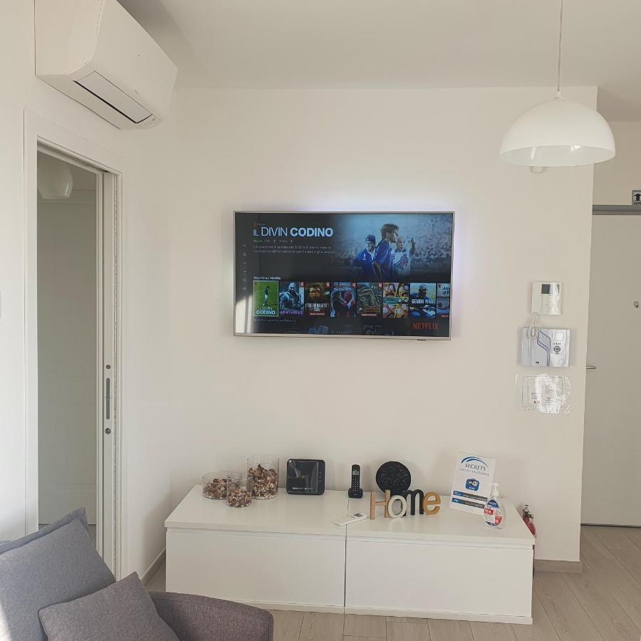 Fco Secrets Luxury Apartment 菲乌米奇诺 外观 照片
